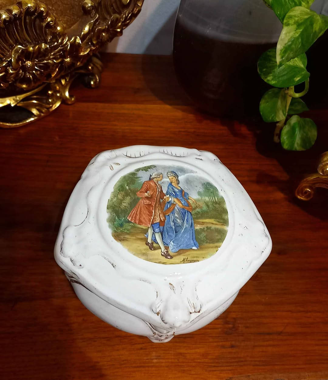 Vintage European Jewelry Porcelain Box الاسكندرية, مصر


**إذا كنت صاحب هذا الإعلان وتريد حذفه لأي سبب، رجاءا أرسل رسالة إلى الدعم الفني**