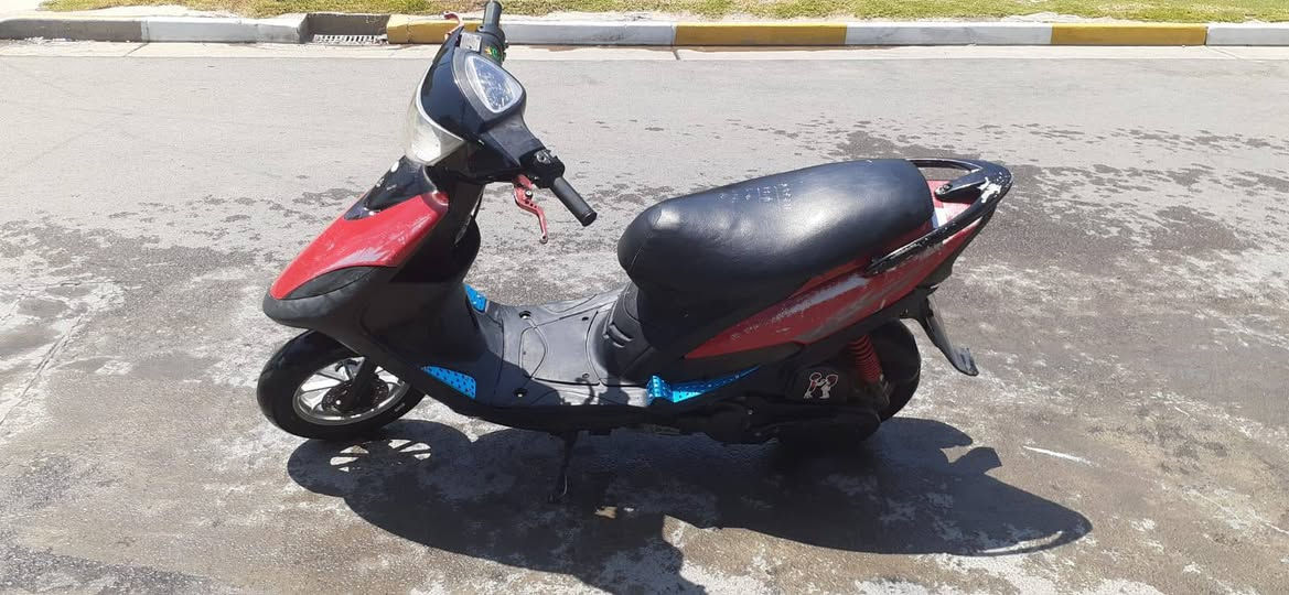 دراجه ماكس عدله للبيع السعر 400 العنوان حي السلام الطوبجي قرب دائرة المرور الرقم ***********
