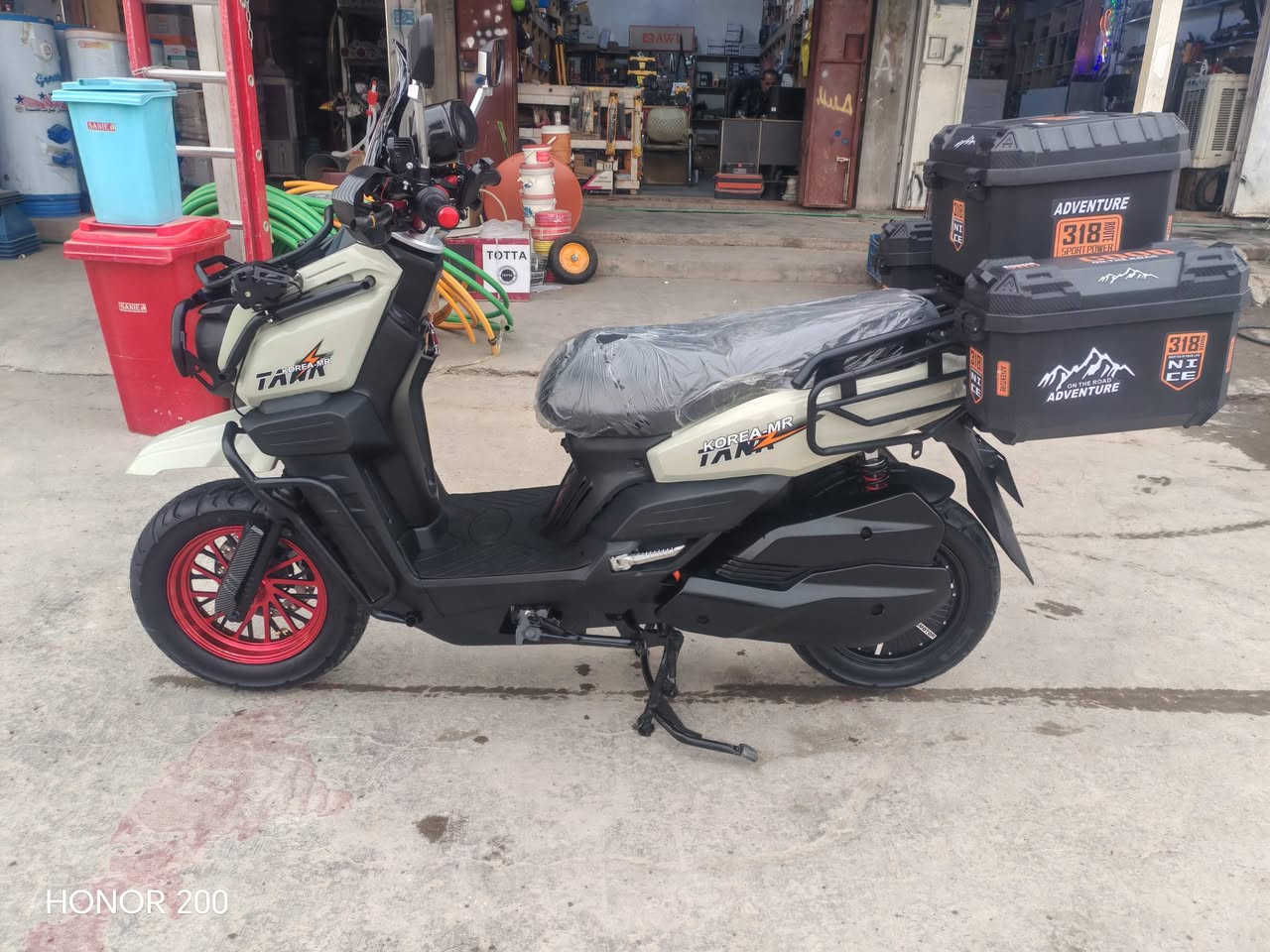 سلام عليكم باكجي كوريا ام ار ٦ باتري دبل مصطره مصار ١٠ ايام من خذته مليون و٥٥٠ بس حتجيت فلوس وريد بيعه تواير بدلتهن عل حسابي عراض سمعات كله شغله دبل بصمه دبل سويج كامل من كلشي سرعه ١٢٠ حقيقي ملف ٥٠٠٠ نضام كارت ربع سرعه دبل شاره سعر المطلوب حلين مليون و٤٥٠ الف رجاء الي ميشتري لايكسر بحلال العالم حلال العالم غالي شراي فقط يجي مال جنايه تحياتي ***********
