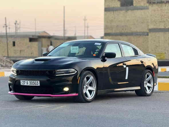 سلام عليكم جارجر دايتونا اصل مديل 2019 وارد امريكي بيها نصف البنيد صبغ فقط تحويل باسمي عليه رقم حلو سنويه جديده جاهزه من كلشي بدون نقص ماشيه 53 kmمحرك 5700 سعر 207الشراي يتصل ويدلل***********
