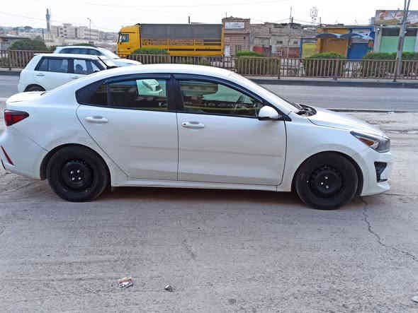 السلام عليكم 
كيا ريو 
موديل 2021
وارد امريكي 
رقم اربيل الدولي 
كابون بانزين الكتروني 
موصفات نص فول 
تبريد 
محرك وكير شرط 
محرك 16دوش 
ماشيه 44 مايل 
ضرر بوند وجاملغ صبغ وبيها ملاحظات بارد وبيها داخل
رقم الشاصي مرفق مع الصور
شرط التحويل  
السعر108$وبيها مجال 
🛑ملاحظه مهمه
 يرجى الاتصال من  الساعه 9 صباحأ إلى الساعه 9 مساء
#العنوان موصل الجديده شارع بغداد مجاور سنتر بغداد
#مكتب ال رزان للسيارت
***********
***********
