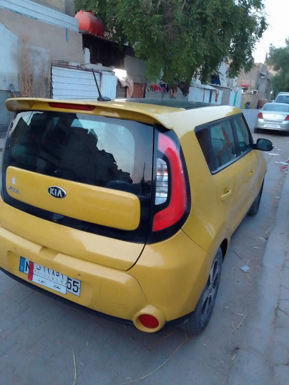 سلام عليكم 2015.  مكينه 2000  فول  1/1 مكينه اتبخر وصدر تعبان سعر100 وبيهه مجال بغداد مدينة الصدر ***********
