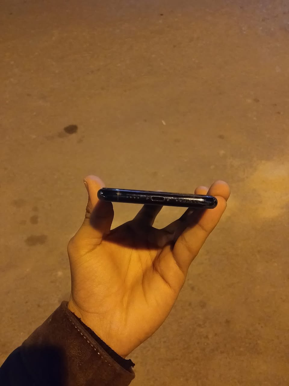 السلام عليكم
جهاز iPhone 11 Pro Max
لون زيتوني فاتح 
بطاريه 78بلادي
جهاز ماطاب تصليح نهأيا
فيس كام شغال 
كلشي شغال 
فقط سيمكارت ميشتغل
فقط
وصوت سماعه بالتصفح طبيعي جدا فقط بالاتصال صوت (ناصي )مو ميشتغل يرادلها تنضيف ترجع طبيعي 
سعر 300وبي مجال بعد للشرأي مكاني النجف خلف كراج الجنوبي ❤️مايعجبك المنشور اعبره لاتكسر بسعره


**إذا كنت صاحب هذا الإعلان وتريد حذفه لأي سبب، رجاءا أرسل رسالة إلى الدعم الفني**