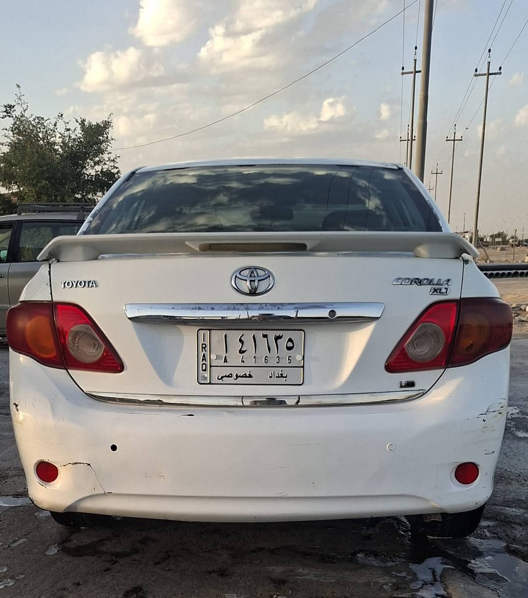 كورلا موديل 2009 خليجي 
محرك  1800 
محرك وكير قبل شهرين شادهن كسر كارتون
بصمه وتشغيل على بعد 
فتحه  بالسقف 
مرايات شفط  واشاره بالمرايه
حداديه امامي وخلفي  ومشط كله جديده شادلها
بيها مكانات تقشير 
السعر 98
العنوان البصره 
***********
