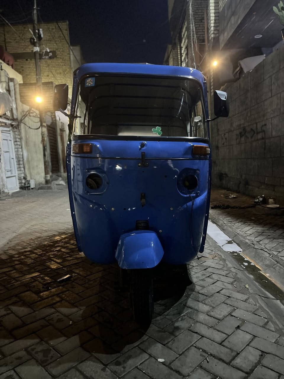 السلام عليكم تكتك 21 رقم بغداد بيها ضربه بل لغد مرشوش البجم مكينه ممفتوحة السعر خاص ***********
