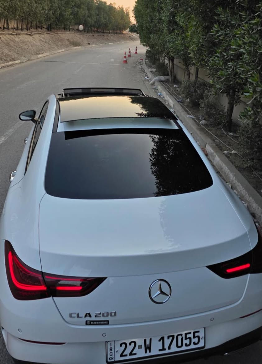 السلام عليكم 
مرسيدس CLA200
محرك 4 سلندر تيربو 
السياره خليجيه مكفوله كفاله عامه حته من الشخص !
رقم السياره اربيل تحويل مباشر
السياره بالسنويه مذكور مضلل 
زيرو ماشيه 1700KM
فول فول مواصفات للاخير 
وياله AMG بلادي 
السعر 400$ وبيهه مجال قليل للشراي 
للاستفسار اكثر ***********
