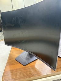 اخواني سيت اب كامل للبيع مع ملحقات هواية و بليستشت ٥   1-  pc RTX5060 ...