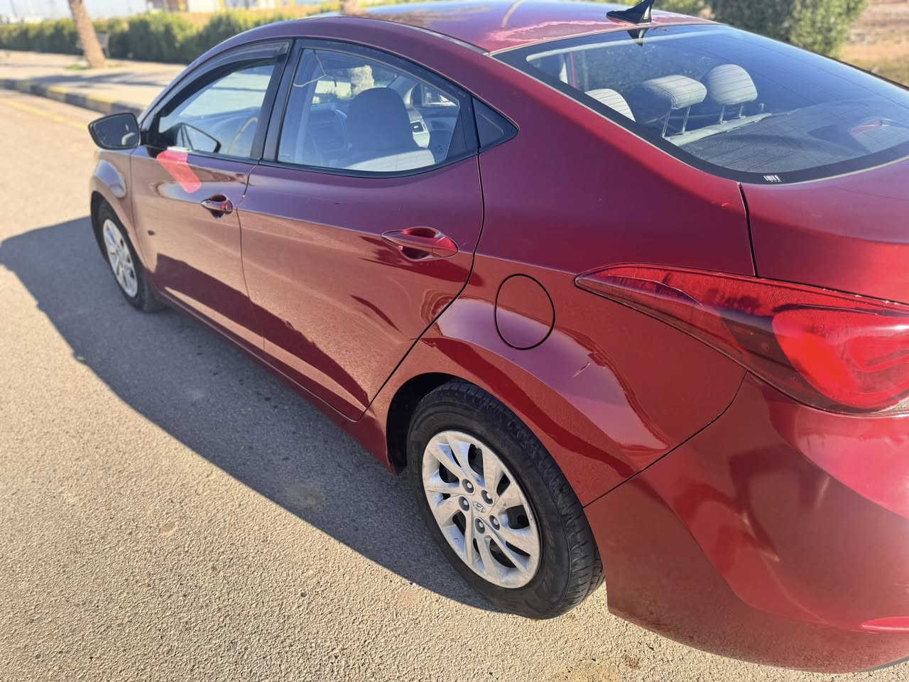 النترا موديل ٢٠١٦
مكينة ١٨ دوش مامفتوح 
ضرر جاملخ وباب السائق بخ وجاملخ خلفي صبغ
السعر ١٠٥ وبيها مجال
مكان السيارة الحمدانية 
***********
