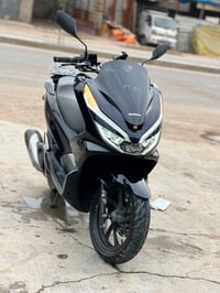 PCX • الجيل الثالث • كاميرات