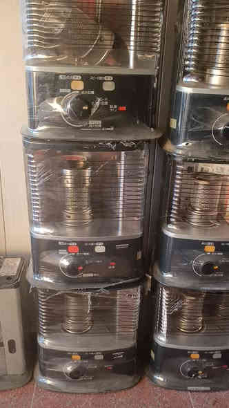 السلام عليكم  صوبات للبيع باله جديد كلش نظيفات  اكو الكبير والوسط والصغيره كلمن وسعره لي  يتصل على الرقم ***********//*********** الشراي بي خير ويدلل
