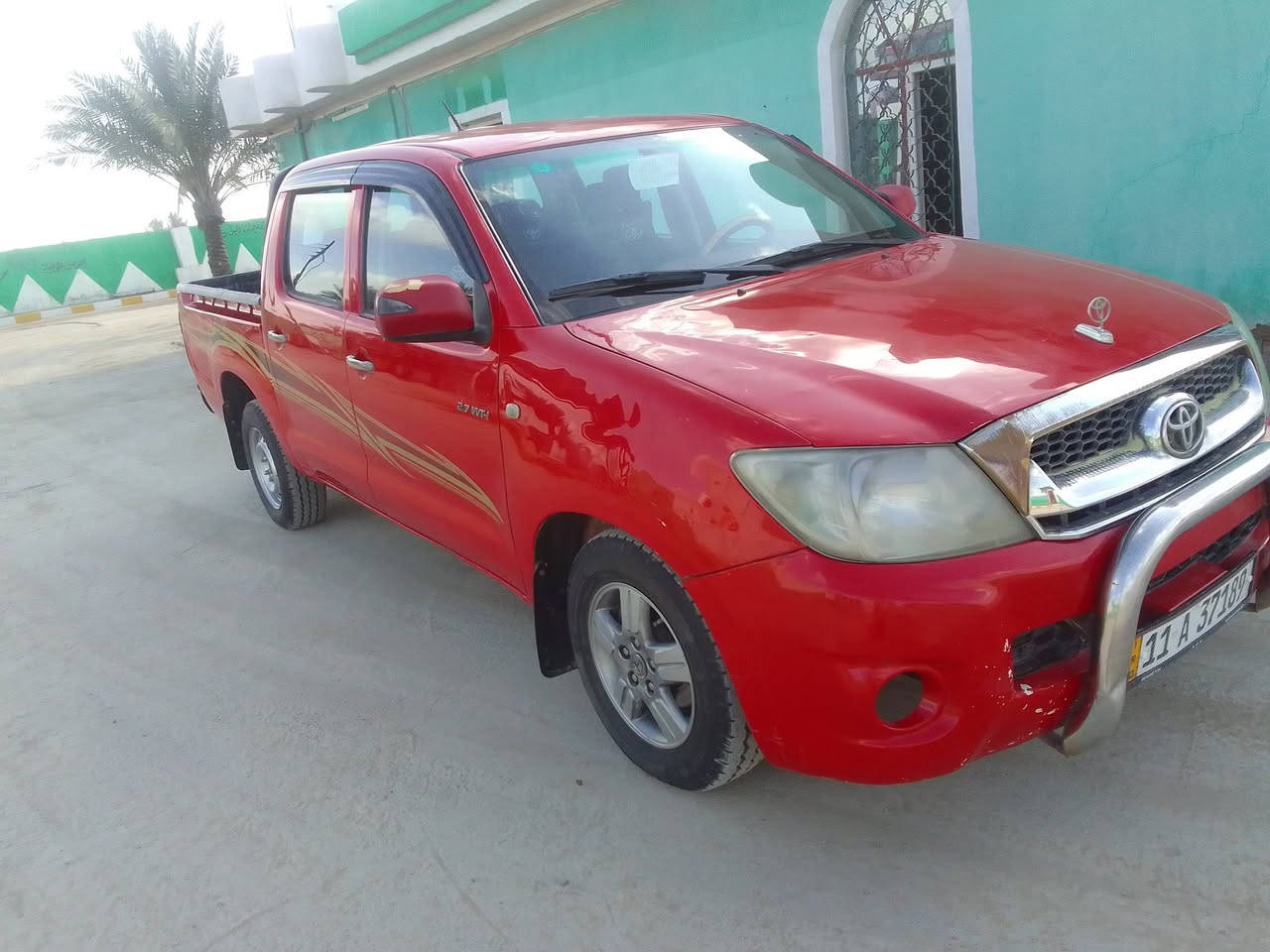 للبيع تويوتا هايلوكس 2010 رقم بغداد بسمي سنويه وارقام وهزه جديد كير اتوماتيك كويتي محرك مامفتوح ماشيه 240
كير محرك اكسل تخم تاير تدفئه وتبريد 

بيه صبغ قطعه الباب الخلفي بدون دواخل بغداد المشاهده ***********
