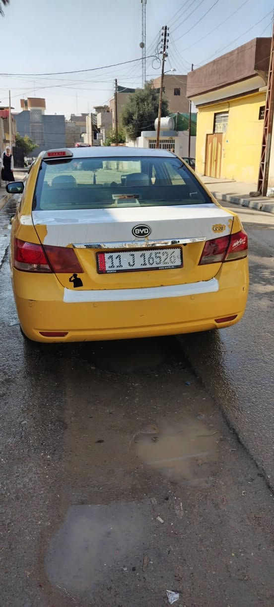 سياره بي واي دي جي ثري كير عادي مكينة جديده الموديل ٢٠١٣ سياره نضيفة مكانى موصل رقم بغداد ***********
