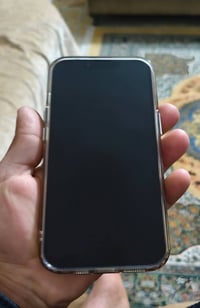 آيفون ١٣ • ١٢٨ جيجا • بطارية ٩٢%