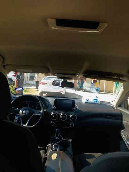 السلام عليكم 
نيسان سنترا 2022 كلين بدون حادث 
وارد امريكي 
رقم بغداد 

السعر 142وبيها مجال 
***********
