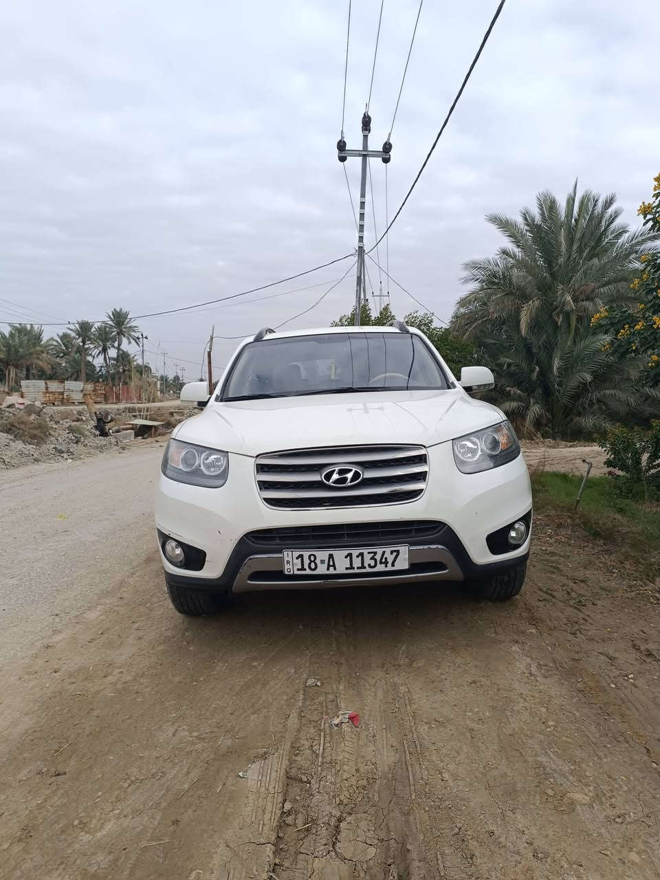 سنتافي 2012 فول مواصفات خليجي
محرك سته سلندر فور ويل 4×4 بصمه
فتحة سقف 
شاشه كبيره حساس كامره 
مري شفط إشارة بالمري 
كشن سائق كهرباء كشنات جلد 
7 راكب 3 قطع تبريد 
محرك و گير بحالة الوكاله 
ماشية 136 حقيقي 
 بارد باب الامامي الأيمن شبر فقط و 
استبدال قبق جنطه بدون حادث 
 الرقم انكليزي بابل باسمي 

السعر 165$
***********
