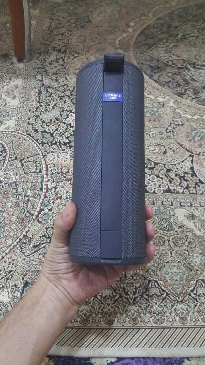 السماعة لوجتك. Ultimate Ears MEGABOOM 3
تتميز بصوت محيطي 360 درجة مع جهير قوي وعميق. مقاومة للماء 

 محمولة ومقاومة للماء والغبار بشكل كبير.

تصل مدة تشغيل البطارية إلى 20 ساعة 

مستوى الصوت الأقصى: 90 ديسيبل (dBA).نطاق التردد: من 60 هرتز إلى 20 كيلو هرتز    هاذة جزء بسيط من الصوت لين الصوت جدا عالي ونقي


**إذا كنت صاحب هذا الإعلان وتريد حذفه لأي سبب، رجاءا أرسل رسالة إلى الدعم الفني**