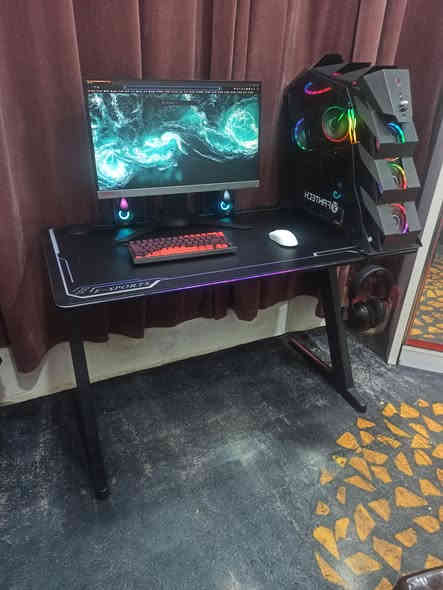 السلام عليكم - { ﷺ }

ميز كينمك rgb 
​​​​▪️​ ​طبقتين rgb ع سطح - وبكل الجوانب
​​▪️​ تحكم rgb بصمة لمس
​​▪️​ كيبل واحدة مباشرة usp لل pc
​​▪️​ كاربون فايبر طبعا غني عن التعريف
​​▪️​ منفذين ع سطح لتمرير الكيبلات ماوس كيبورد الخ...
▪️​ حامل اسلاك لترتيب الاسلاك الشاشة كيبل مانجمنت

 { 75 الف } 
مكاني بغداد الاعظمية
{ 7 الف } توصيل - بغداد
رقمي ***********
