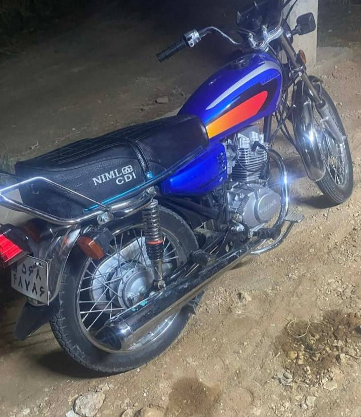 السلام عليكم دراجه نوع  اسكنر موديل ٢٦ دراجه جديده  اوراقها كامله  مكاني كربلاء طويريج السعر ب ٦٥٠  اتصل وبيك خير ودلل متوازي على بيعتها كله شغاله  ونظيفه جدا  رقم الهاتف   ***********
