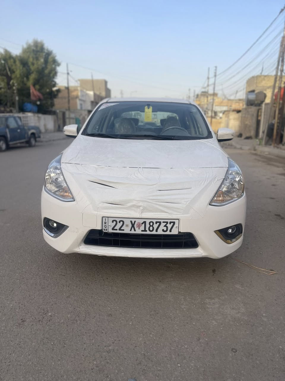 السلام عليكم نيسان سني 2026رقم أربيل ماشيه 3000 بيه صبغ بين الباب والجاملغ جهه السايق وباقي السياره مكفوله كفاله عامه مكينه كير خير من الله السياره بحاله زيرووو مكاني بغداد رقم الهاتف ***********
