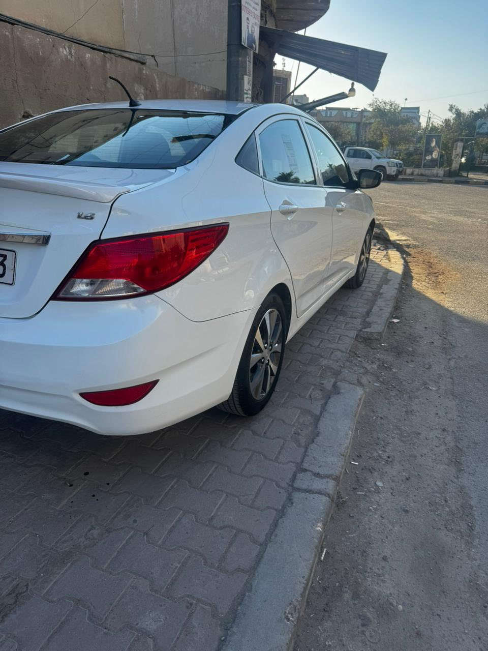 السلام عليكم اكسنت موديل 2016 ابيض مشروع وطني رقم إنكليزي وهزه كامله بسمي سياره لا ضربه ولا صبغ ولا تبديل بلاديه مواصفاته فتحه سقف اشاير مري 4 دسك ويل كب بك لايت لد نضام ايكو تقليل وقود منضومه زنون عالي ناصي وكشافات سياره جاهزه من كلشي تخم تاير كهربائيات سعره 113 مكانه صوب الكرخ ***********
