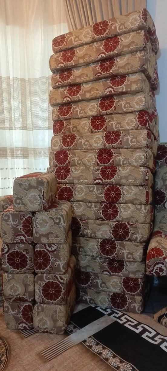 جلسه عربية مستخدمه نظيفه للبيع الكويتي الدوشك الوجهين
دوشگ عدد١٠
ركن عدد١
مسند ضهر ١٧
١٠ تكيات
يكفي استقبال بمسافه ٤*٩
للاستفسار اكثر *********** واتساب
مكاني الشطرة
