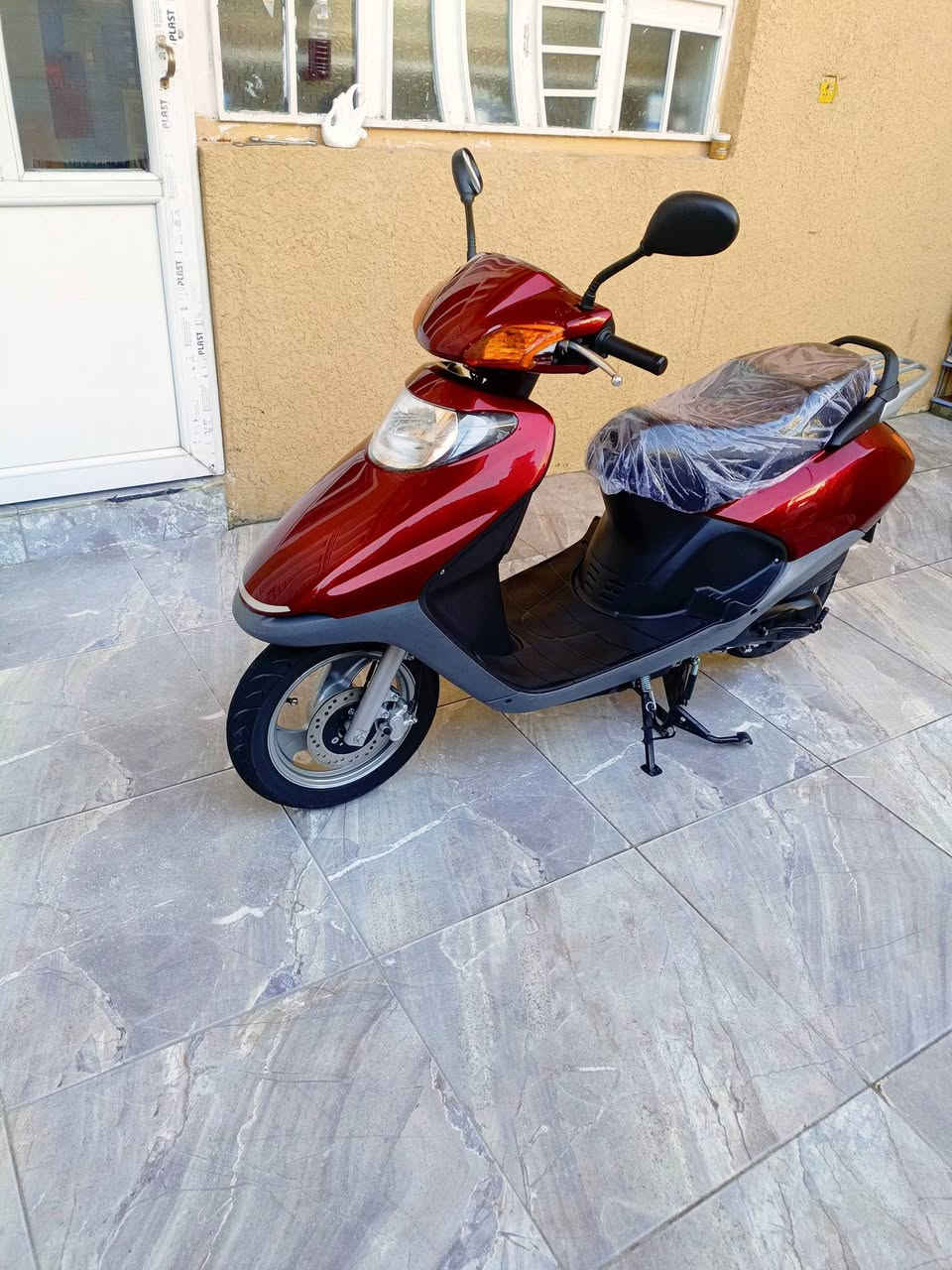 للبيع سبيسي ماليزي جديدة زيرو بعدها على سحك موديل 25مكفوله كفاله عامه بصمه تشغيل عن بعد
جهاز نذار دراجه بعدها على سحك سعر اتصل على رقم وبخدمتك *********** 
مكان كوت الفلاحيه
