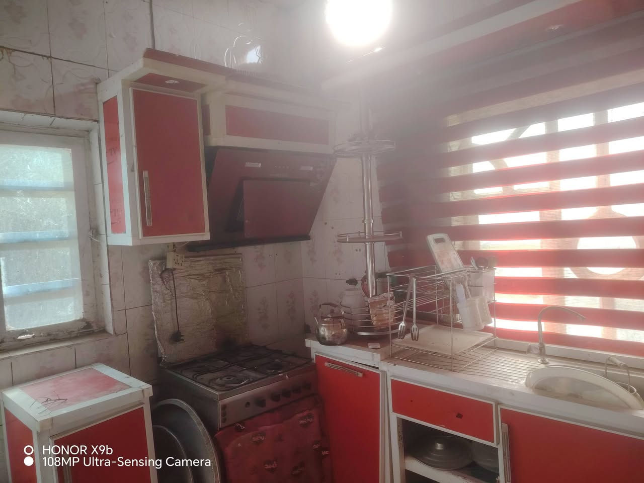 سلام عليكم كاونتر كامل للبيع المكان الشوملي والسعر 700وبيه مجال ***********
