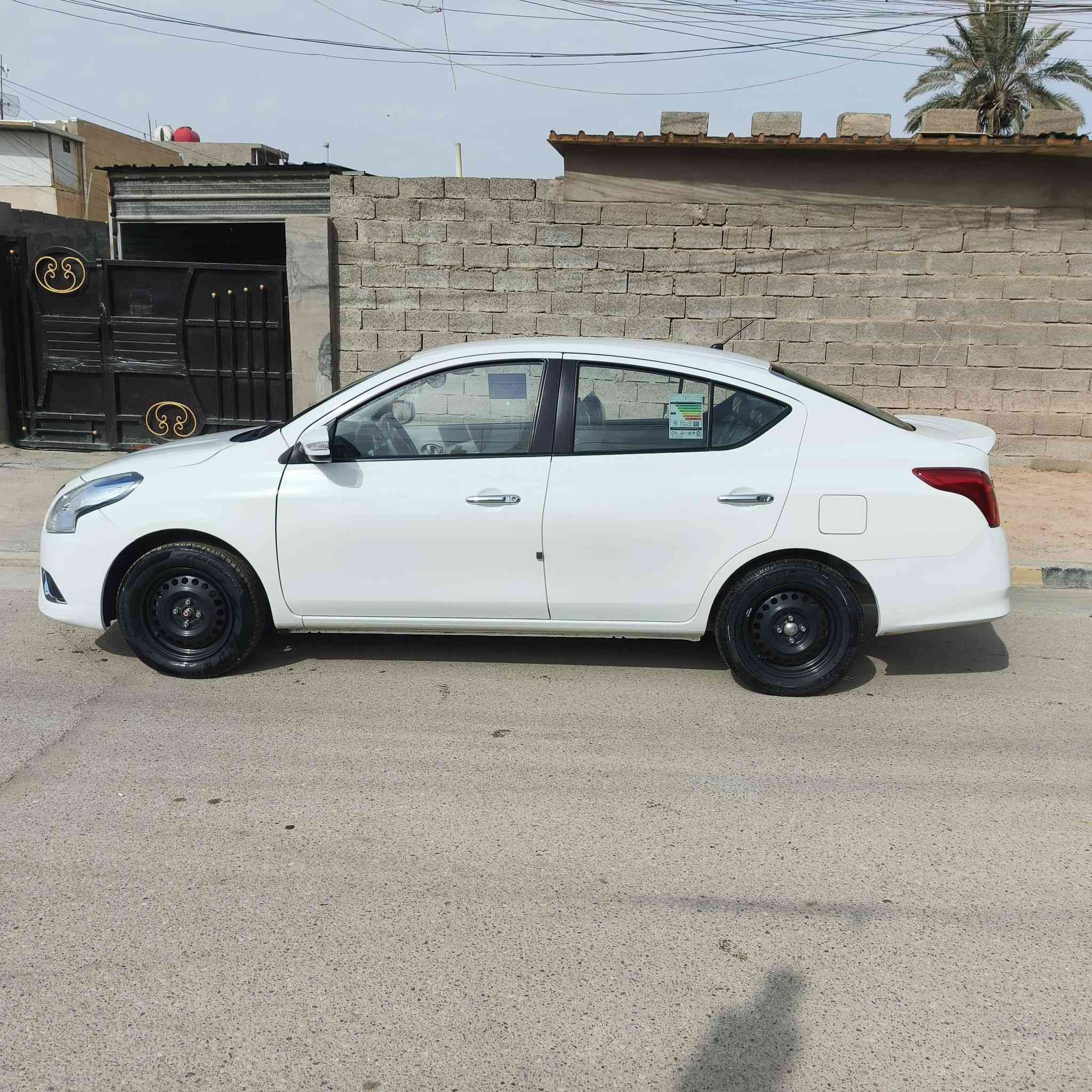 سني مصري موديل 2024 رقم بغداد باسمي هزه وسنويه جدد  مكفول من الصبغ والفتح والشد بيها بارد قيل بل هلال جه الصدر ماشيه 40الف شاشه وكامره وتحكم ستيرن واشاير بل مري. سياره جاهزه مابيها نقص
العنوان بغداد الدوره
السعر 125
للاستفسار ***********
