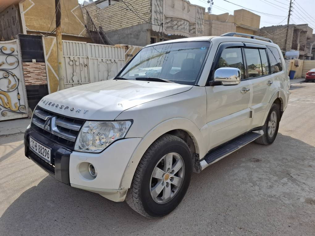 السلام عليكم للبيع او المراوس ميتسوبيشي باجيرو موديل ٢٠٠٨ حبتور فول مواصفات ١/١ سبعه راكب
فتحه
كشنات جلد +كهرباء
فور ويل شغال 
شاشه طويله 
تدفئه وتبريد ثلج ٣ قطع 
حساسات 
دمام
تحكمات استيرن
اشاير بالمري +مري شفط 
محرك ٣٠٠٠ وكير كفاله حداديه وصدر جديد تخم تاير جديد ارقام وهزه جديده كهربائيات كلها شغاله مصبوغه عام ومعمره (لغود وشواصي كفاله ) السعر ١٠٢ وبيها مجال 
مكاني الدوره ابو دشير 
رقم الهاتف *********** بغداد, العراق
