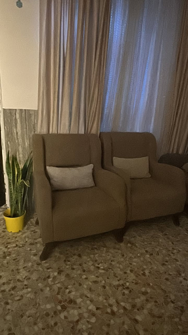 من رخصت المشرفين على الكروب عندي تخم عشر مقاعد مع الطبله نظيف جدا أريده ٦٠٠قفل


**إذا كنت صاحب هذا الإعلان وتريد حذفه لأي سبب، رجاءا أرسل رسالة إلى الدعم الفني**