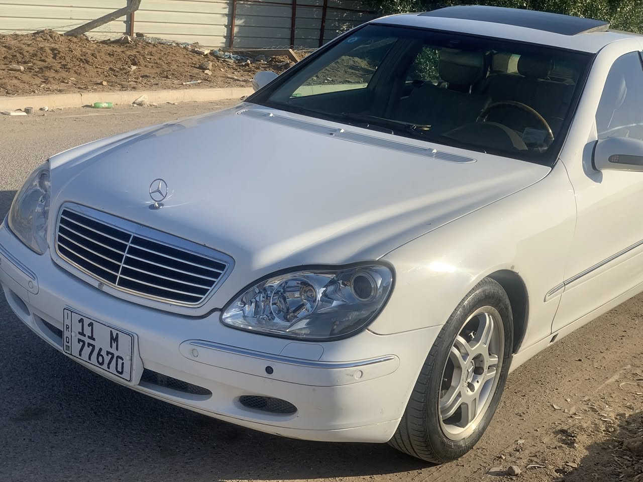 مرسيدس غواصة خليجي 2001
S320  بغداد رقم انكليزي سنوية بأسمي

مواصفات فول داخل ملكي 

مكينه قبل شهرين شادها و مكفوله

كير مكفول

منظومة الجوبلسات كامله مسطرة و ماطور جدد

منظومة البانزين جديدة فيت بم اصلي فلتر اصلي تانكي جديد قبل شهر بدلته

منظومة الماء جديدة راديتر و دبة مي جدد 

صدر امامي جديد قبل شهر بدلته 

صدر خلفي نص عمر 

لايتات امامية جدد شادهن 

تبريد شغال 

ملاحظات السيارة

السيارة يراد ترتيب دواخلها و عندي صوت خفيف بالبور و ممأثر و عندي صوت بالبولبرن مال كمبريسر
السيارة بيها قطع صبغ اني ابيع صبغ عام

و عليها غرامات 350 ينزل من سعرها

مكان السيارة حي البساتين / ***********

السعر 105 بيع او مراوس حسب القناعة
