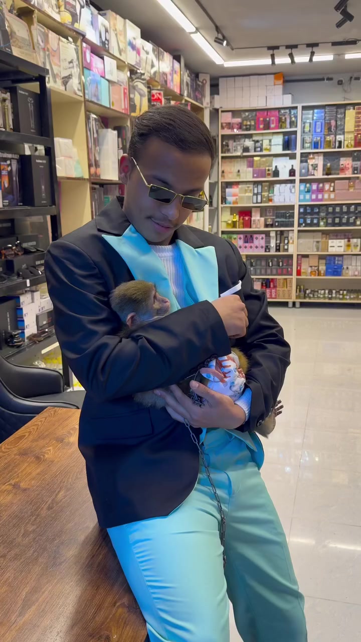 التاجر العالمي ابو عبله 😅 افتتح كوزمتك جوهرة الكوت #مكياج #عطور #المتابعين #الجميع @أبرز المعجبين


**إذا كنت صاحب هذا الإعلان وتريد حذفه لأي سبب، رجاءا أرسل رسالة إلى الدعم الفني**