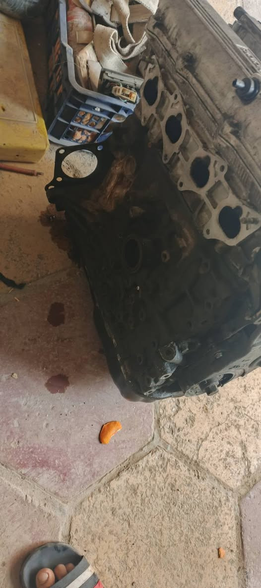 سلا عليكم مكينه كيا سبورتج مسكر بدون تفرعات مكينه خابطه مي ودهن السعر 90الف دينار  مكان بغداد حي اور رقم الهاتف ***********
