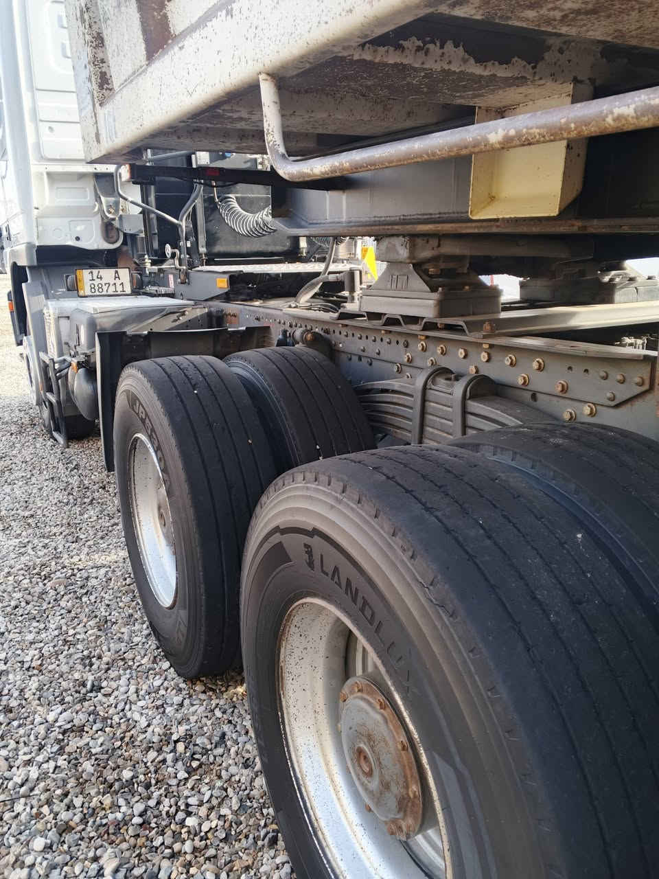 السلام وعليكم اكتروز نثية 3348راس وعربانة 2005مسجلة 19عربانة 2012سورية تخم تاير راس وعربانة ***********
