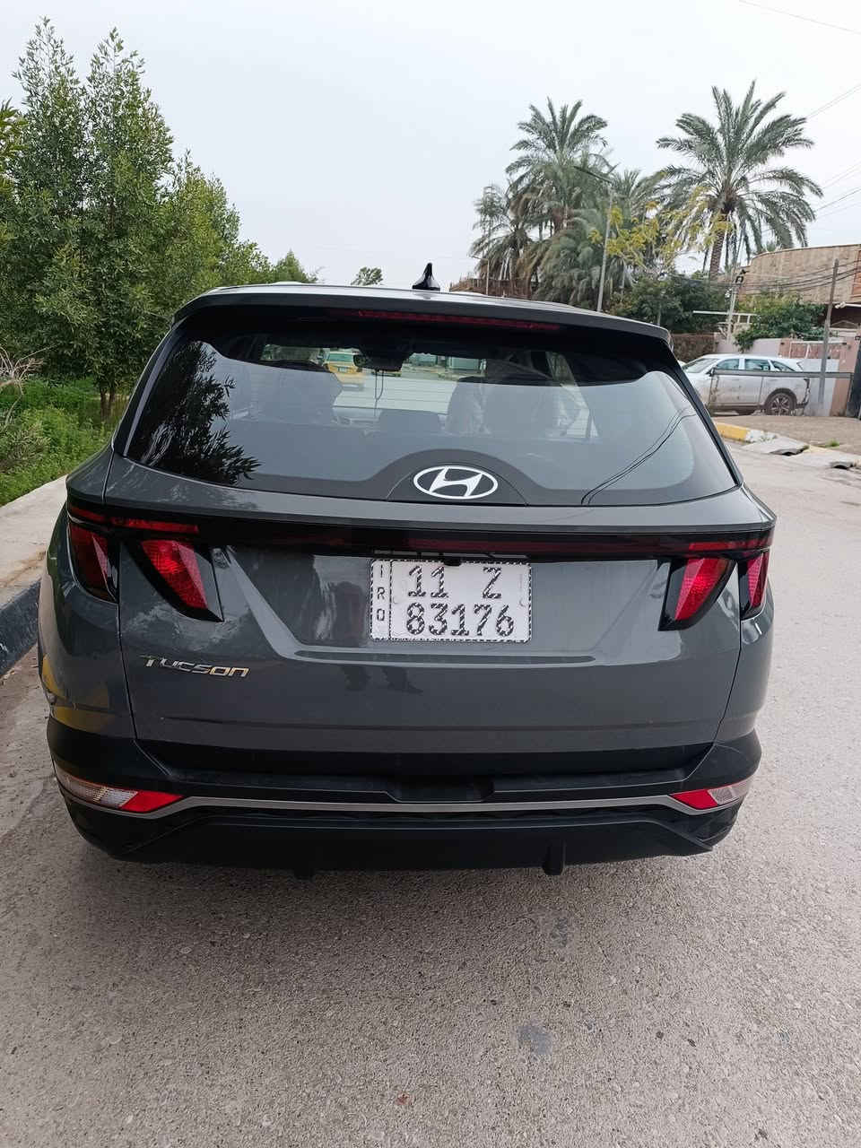 السلام عليكم 
توسان امريكي للبيع بدون مراوس  مواصفات se موديل 2024
محرك 2500 لون اسمنتي غامق مميز بأسمي ماشية 11000 ميل
 ضرر منطقة صغيرة يم الرقم بالصندوق مأشر بالصور .. 
بدون ايرباك رقم الشاصي موجود بالمنشور .. 
مكان السيارة ديالى  بعقوبة السعر 215 ورقة وبيه مجال قليل 
للاستفسار ***********
