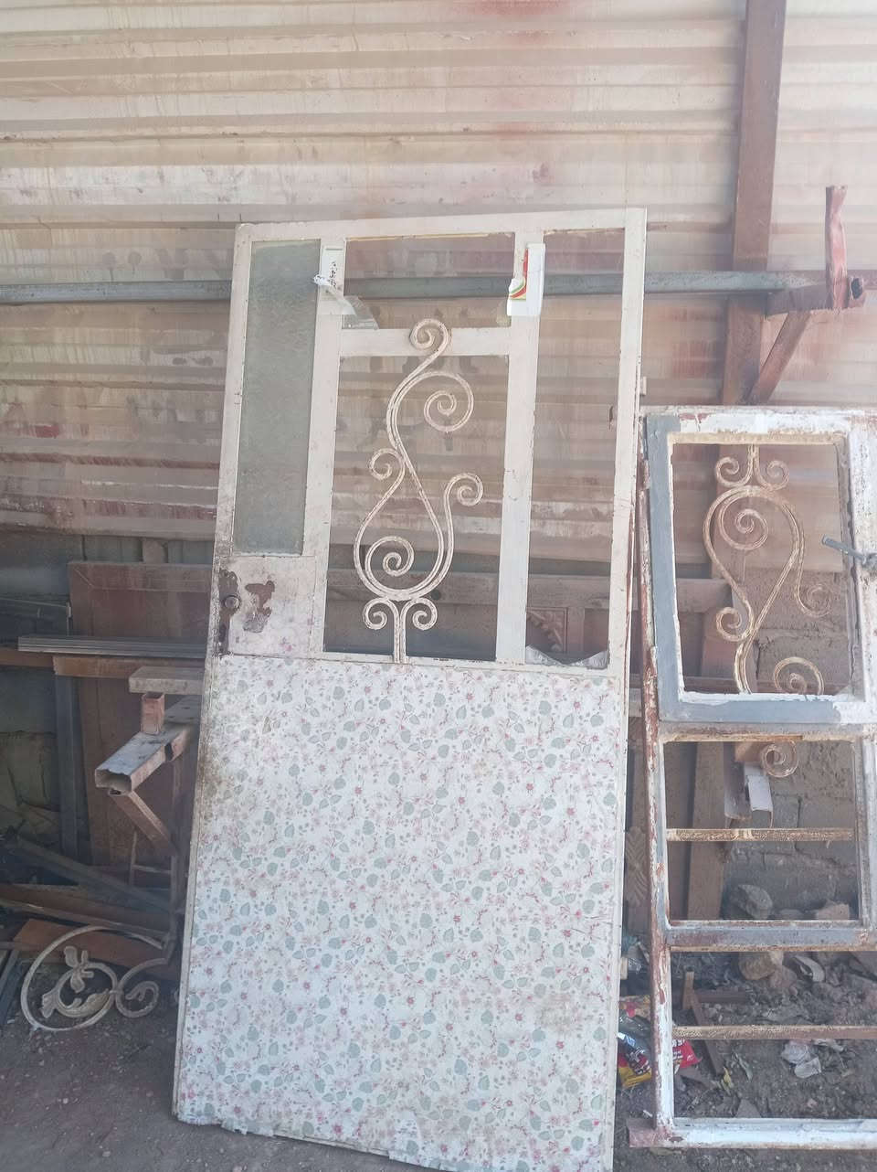 من رخصت الادمن المحترم مكلف بل نشار بيان مستعمل نظيفين شغل ثقيل مو سواكي مكانهن المسيب حي جسمان مقابل محطة القطار هذا راقم راعيهن زهير ابو حسين تصل بيك خير وتدل ***********
