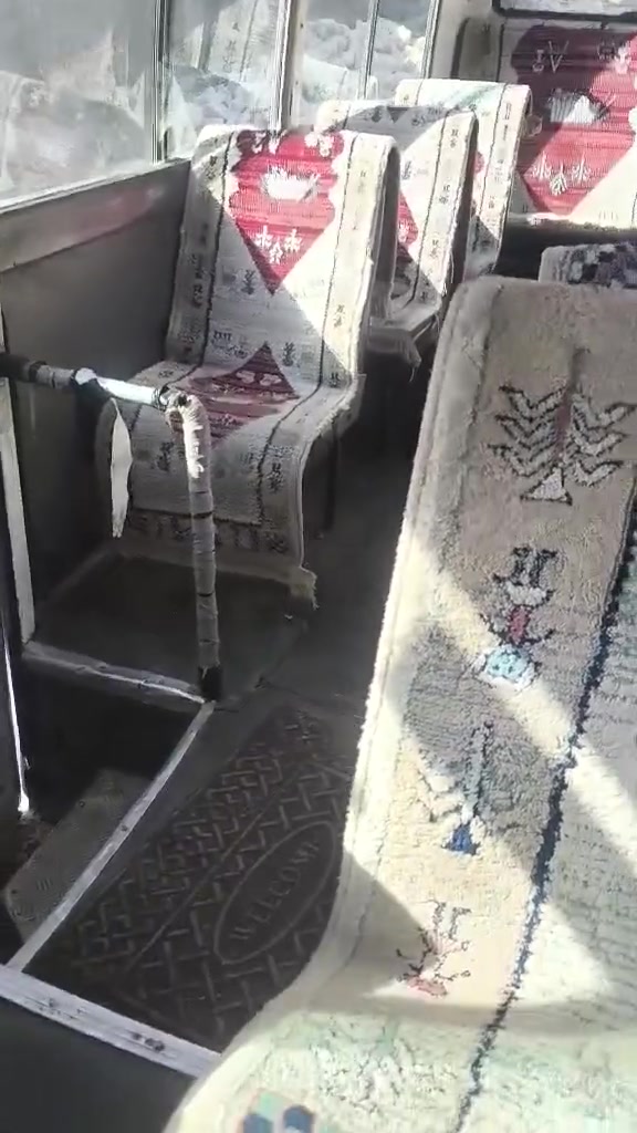 كوستر نيسان 2002محرك كير اكسل شرط صبغ بس بل ازرق نقص تبريد كمبريسل  محور بانزين وغاز  رقم ***********
***********
