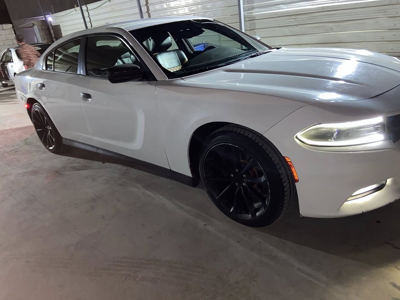 جارجر 2016 سياره مكفولهSRTلسياره ما متعوبه مكاني بصره ابو الخصيب لسعر 215رقم ***********
