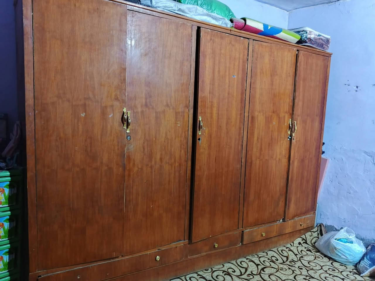 كنتور 3 ابواب سعره 280  بوفيه سعرها 130 وكنتور 5 ابواب سعره 200 وبيهم مجال قليل


**إذا كنت صاحب هذا الإعلان وتريد حذفه لأي سبب، رجاءا أرسل رسالة إلى الدعم الفني**
