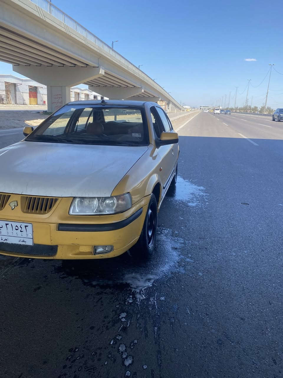 سلام عليكم سمند 2011ناطق بيهه جاملغ صبغ سياره كامله مكينه وكير  وكهربايات كلهه كفاله تأثرات نضيفه تبريد شغال رايدهه ٣٠وبهه مجال قليل مكاني بغداد شعب رقمي ***********
