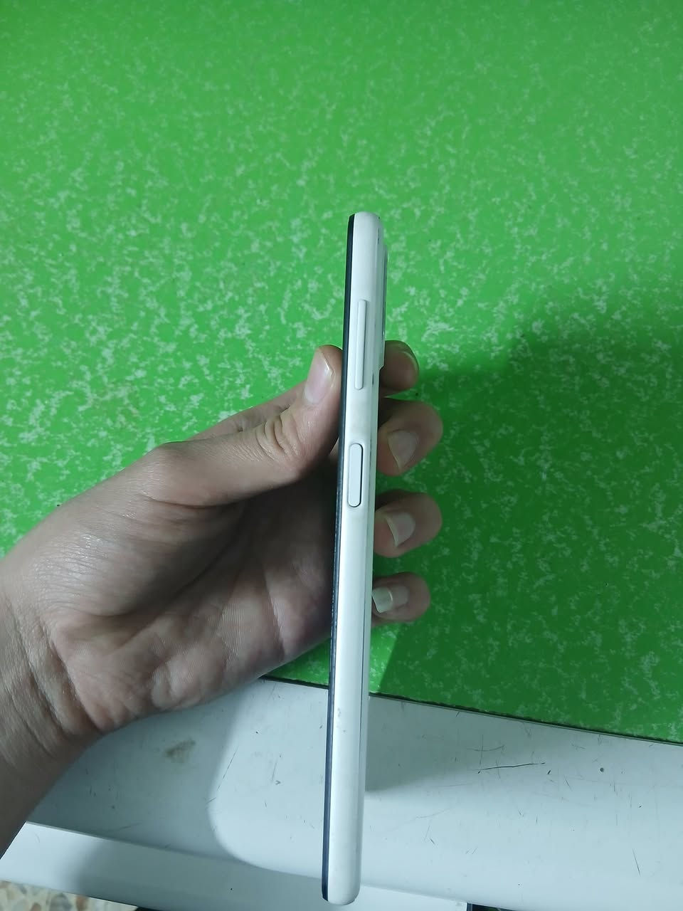 A22 4G للبيع موبايل مبدل شاشا اصلية مال وكالة موبال شحنه فول وما يصرف ذاكرة 128G 
بطاريته 5000 بصمه شغالة مال اصبع وبصمه وجه وكامراته حلو وكارتونته ويا السعر 110 المكان بغداد مدينه صدر لاستفسار خاص


**إذا كنت صاحب هذا الإعلان وتريد حذفه لأي سبب، رجاءا أرسل رسالة إلى الدعم الفني**