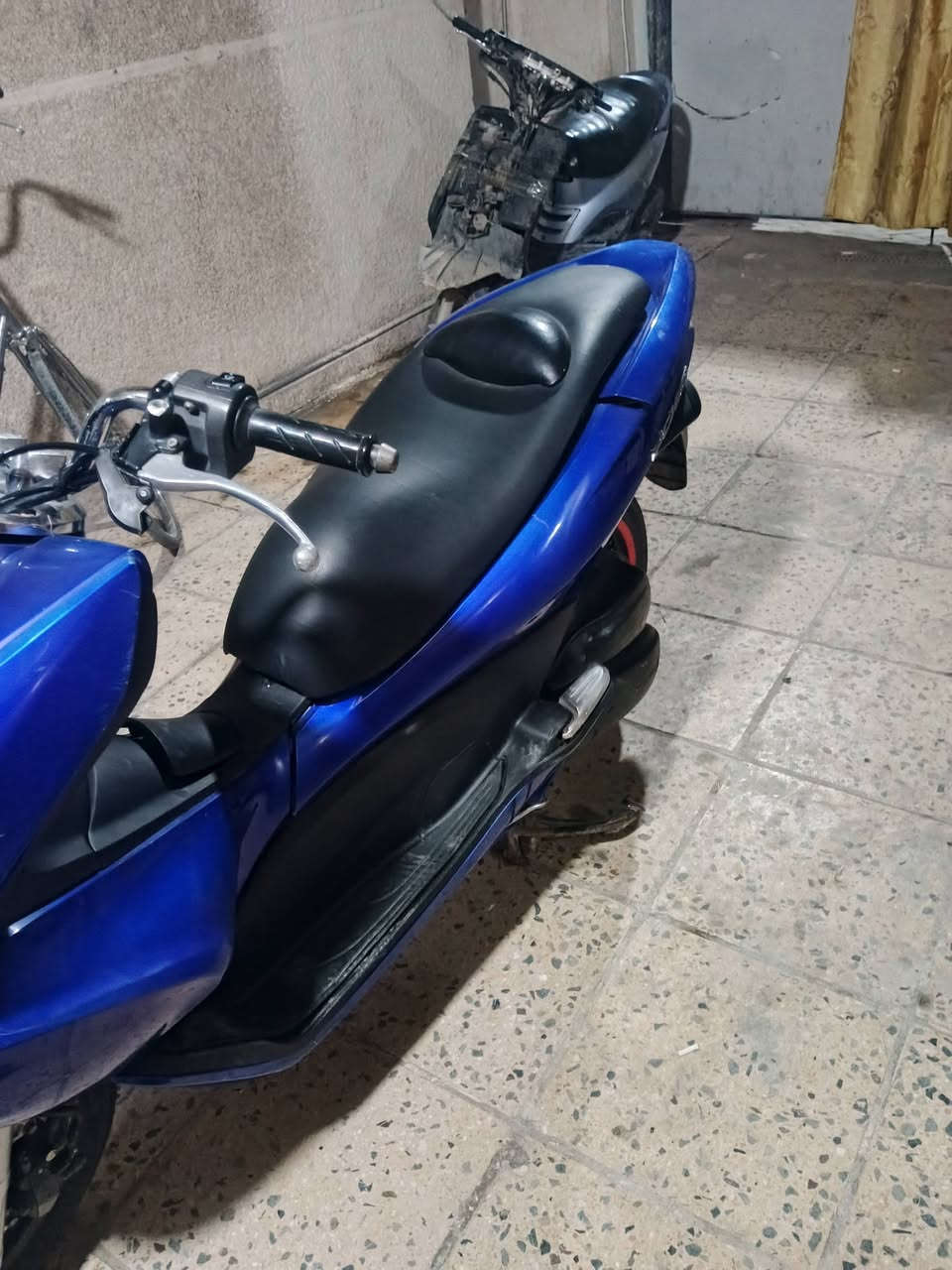 سلام عليكم بيس اكس جيل الاول دراجه مكينه تخبل ونضيف دراجه بيه نقوصات قليله بس لين محتاز لفلوس اريد ابيعه كهربائيت كله شغاله نكرت سلف محرك ناعم ما ينسمع وهاي كدامك دراجه سعره مليون 350 وبيه مجال مكاني بغداد مدينة صدر قطاع 63 وهذا رقمي بيه وتساب همين ***********
