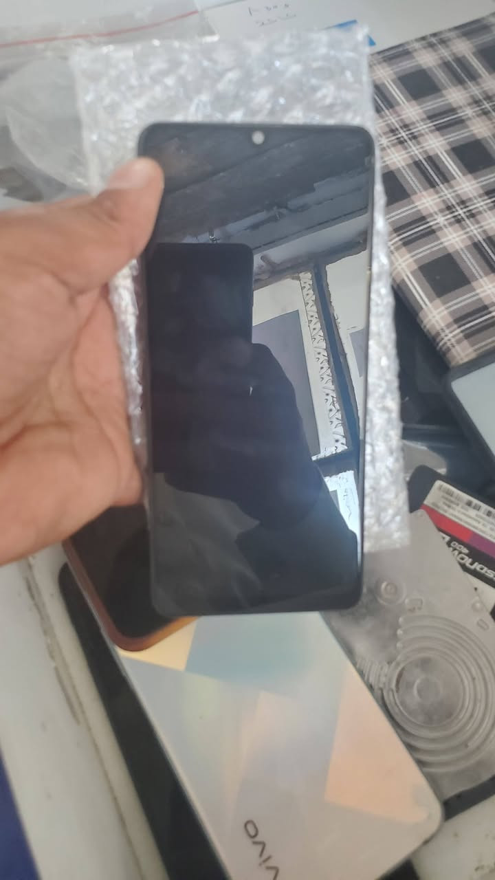 شاشة A32 اصلية مال تفصيخ شرط النضافة والشغل مع البصمة ويا ملحقات فريم وضهر جديد موضح بالصورة حتى البورد العاطل 45 مع التوصيل تفحص وتجيك على راحتك الا تستلم


**إذا كنت صاحب هذا الإعلان وتريد حذفه لأي سبب، رجاءا أرسل رسالة إلى الدعم الفني**
