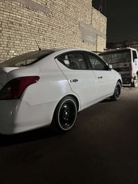 عندي نيسان صني موديل 2022 رقم بغداد تحويل ثاني يوم بسمي ماشيه 5000الف ...