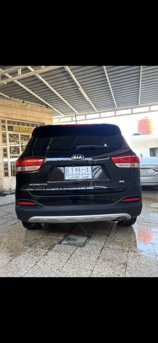 سلام عليكم سورنتو مديل ١٨ وارد امريكي سياره جاهزه من كلشي حداد تخم تاير اي نقص مابيها حادثها مرفقه بالمنشور رقم التلفون ***********
