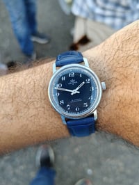 ساعتین سویسری نصب انتاج ستینات للبیع  واتساب ٠٧٧١١٢٤٧٩٧٩