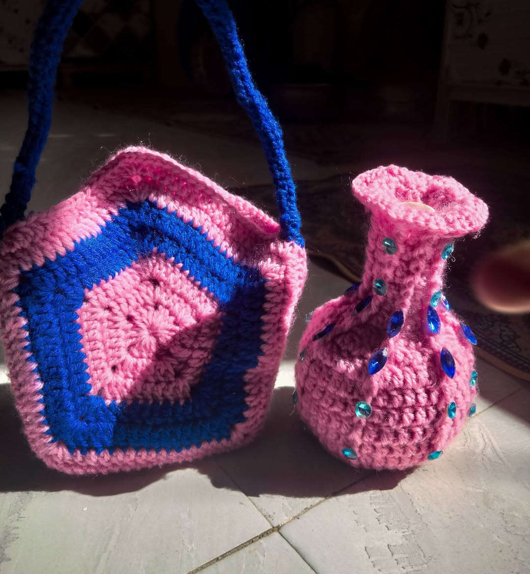 عمل فازه وشنطه حلويات 🍬من كروشيه شغل يدي 🫶🏻🤍🪡crochet.sabrin


**إذا كنت صاحب هذا الإعلان وتريد حذفه لأي سبب، رجاءا أرسل رسالة إلى الدعم الفني**