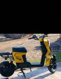 عليكم ورحمة الله و بركاته موطور شحن للبيع المواصفات  شركه ولي موديل 20...