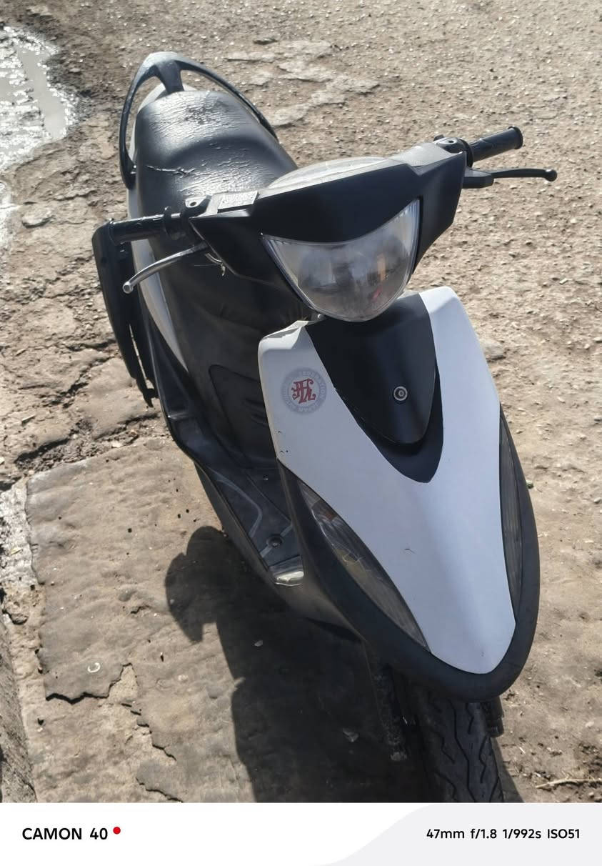 السلام عليكم ماكس للبيع دراجه كامله نكره سلف مفتوحه مره وحده ٤٩ مكان كوت مركز مدينه السعر ٥٠٠ وبيهه مجال ***********
