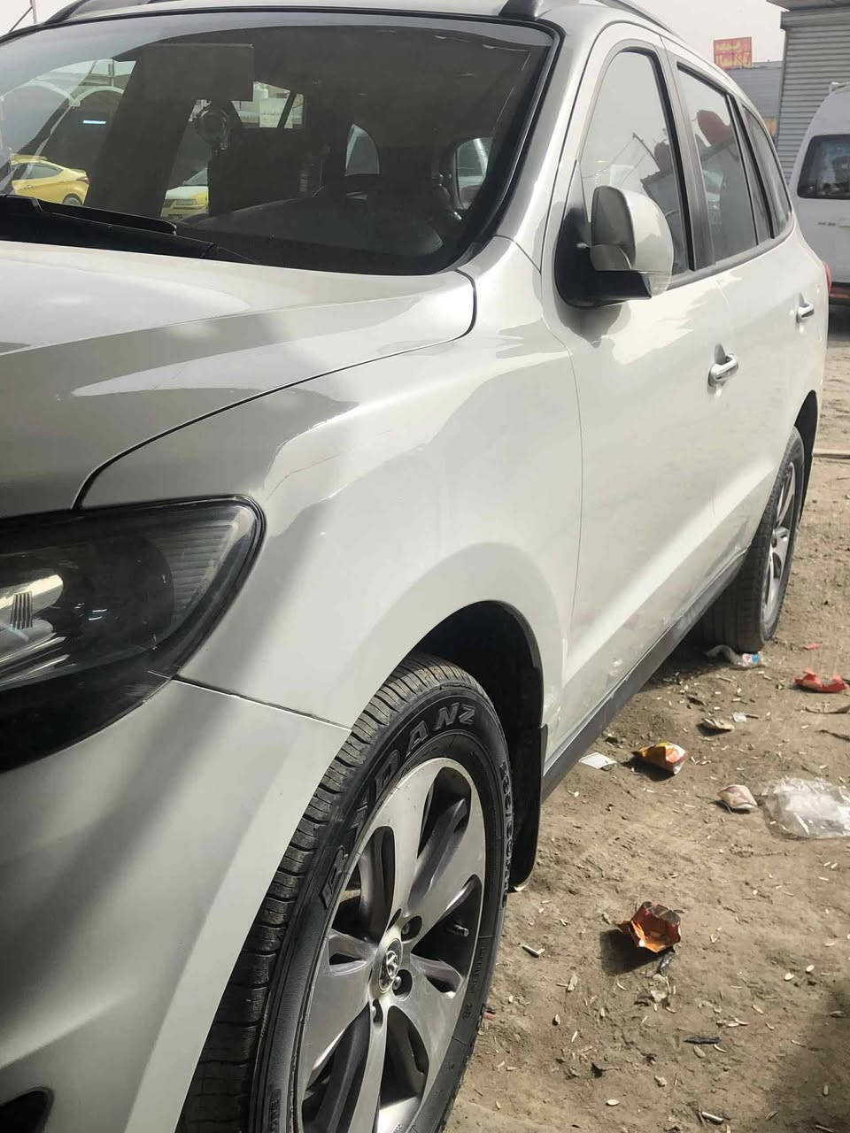 السلام عليكم للبيع سنتافيه 2012لسياره بيه سونار رقم بغداد بسمي السعر 147وبيه مجال مكان بابل بيع مستعجل *********** فول واحد عله واحد
